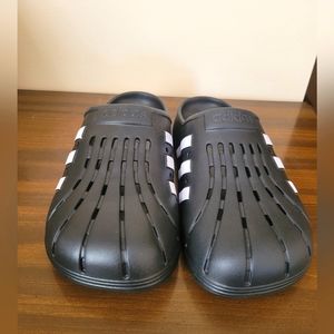 Adidas adilette clogs swin black unisex size 9 men's - 10 women's